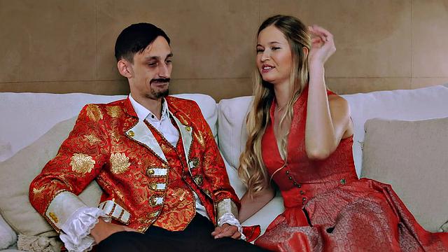 Bronze Goddess with trimmed cooch in stockings enjoys gargling cock in full HD pon!