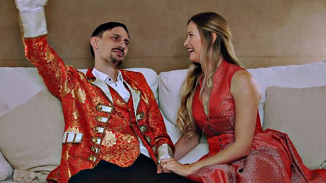 Bronze Goddess with trimmed cooch in stockings enjoys gargling cock in full HD pon!