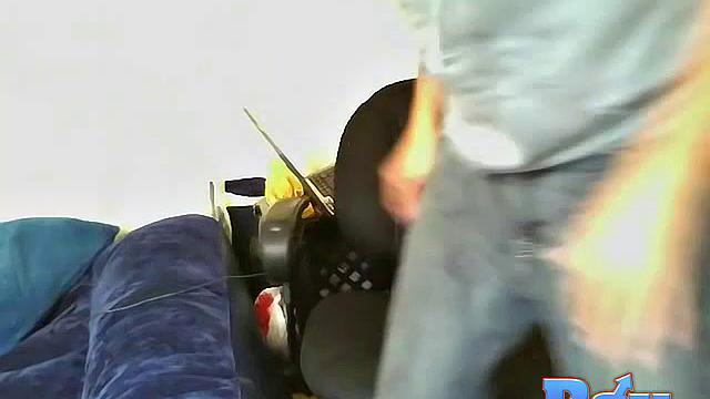 Тристан снимает всё - Тристан