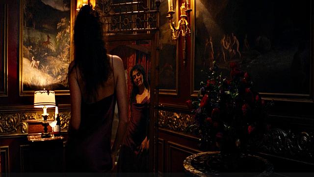 Margot Robbie indulges in wild party sex in the bathroom