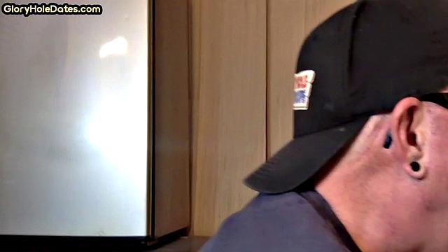 Cockhungry mature deepthroating