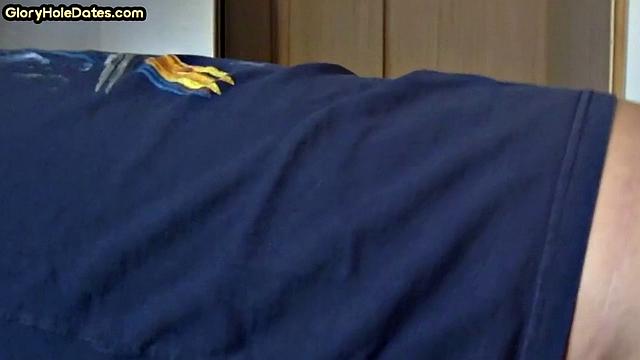 Cockhungry mature deepthroating