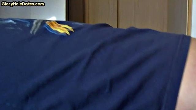 Cockhungry mature deepthroating