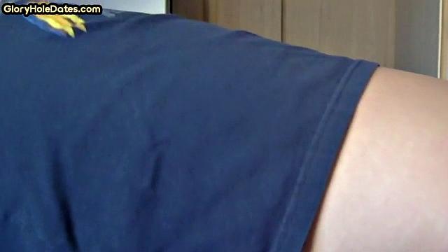 Cockhungry mature deepthroating