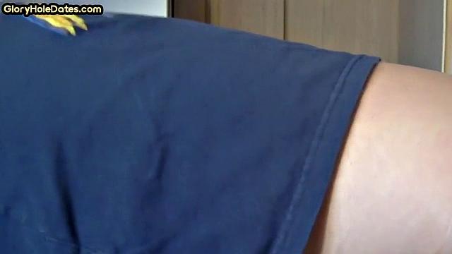 Cockhungry mature deepthroating