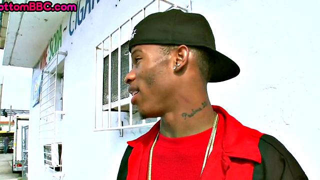 Black tattooed thug public nailed by white top outdoor