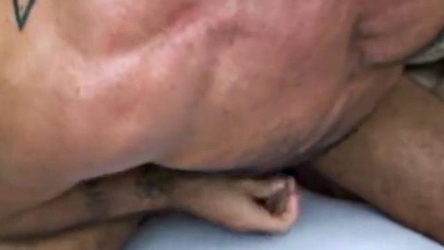 German muscled jock gets ass fucked in homemade anal