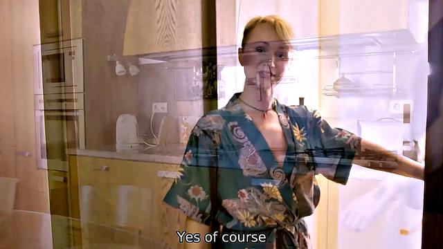 Cunning man knows how to implicate hot MILF in coition