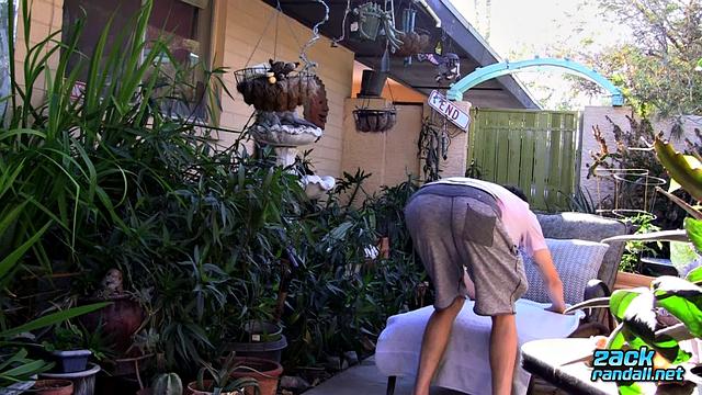 Blasting a Load in the Sun - Caesar Cums