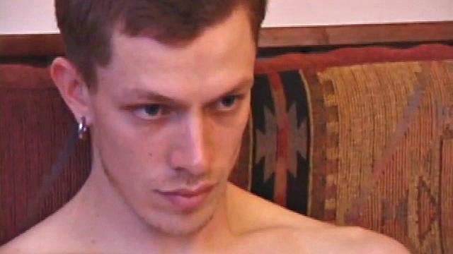 shane глубоко сосёт член devon