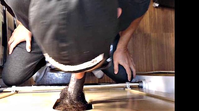 Chocolate Gloryhole Delight