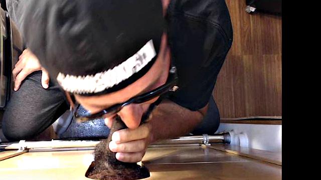 Chocolate Gloryhole Delight