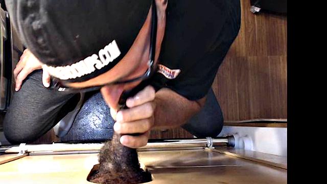 Chocolate Gloryhole Delight