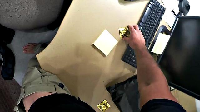 Naive pawnshop babe pounded by owner before receiving facial