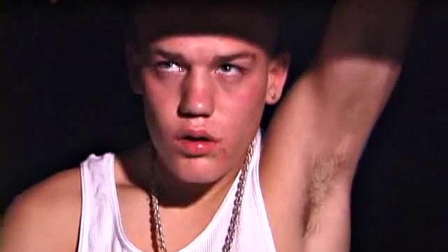 Exhibitionist Beats Off Outside