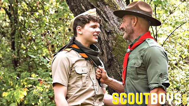 SCOUT ETHAN Chapter 8 - Up