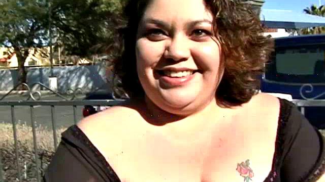 Cute BBW with Tattoos