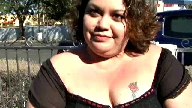 Cute BBW with Tattoos