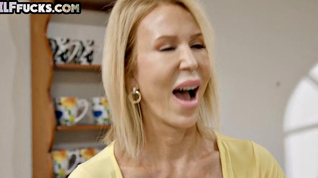 Stunning GILF riding cock in the kitchen