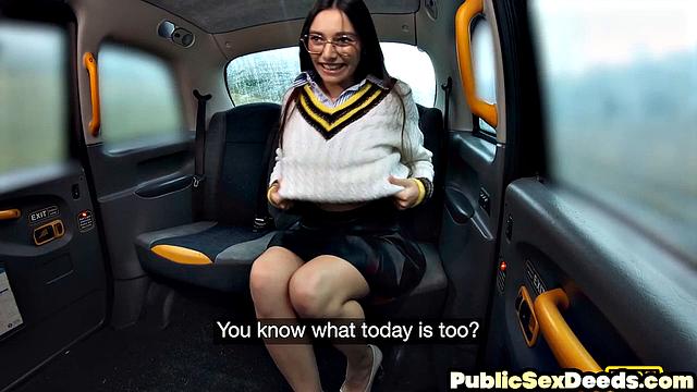 Cute babe deepthroating dick