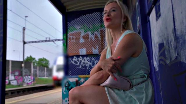 Picked up big tit babe sucking and riding before spoon fucked