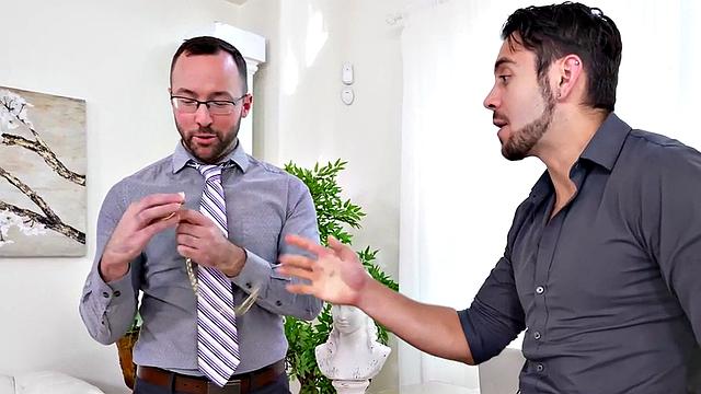 Naughty guy going gay