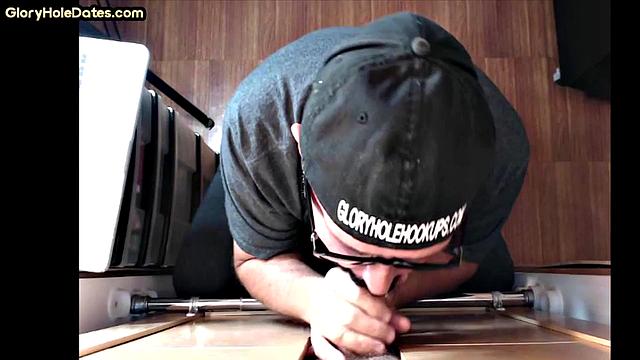 Lucky guy gets sucked by gloryhole DILF with facial ending