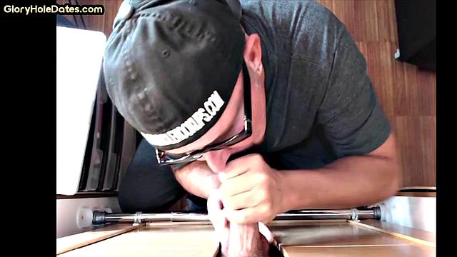 Lucky guy gets sucked by gloryhole DILF with facial ending