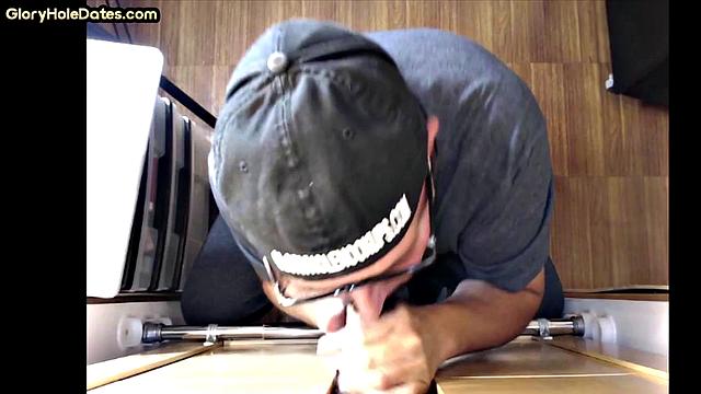 Lucky guy gets sucked by gloryhole DILF with facial ending