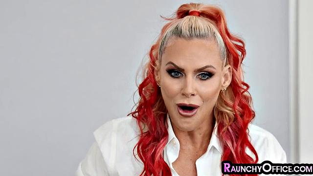 Hairy bigass babe pussyfucked by boss