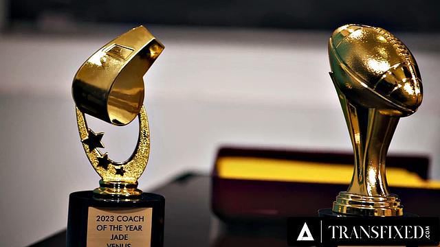 TRANSFIXED - Stacked College Coach Brittney Kade Buttfucks Her Football Player In The Team