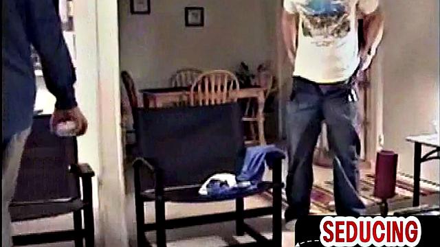 Muscular vintage guy solo wanking