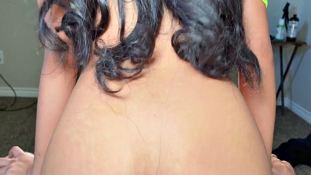 Big Tits Luna Mills Gets Creampied