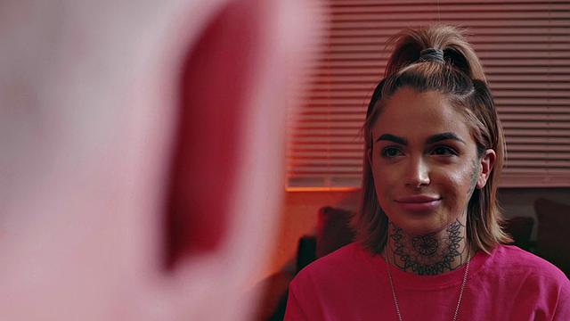 татуированная монахиня орет от анала с настойчивым батюшкой в церкви