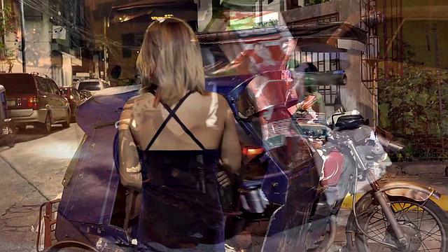 филиппинка трахается с черным патрулем по жёсткому