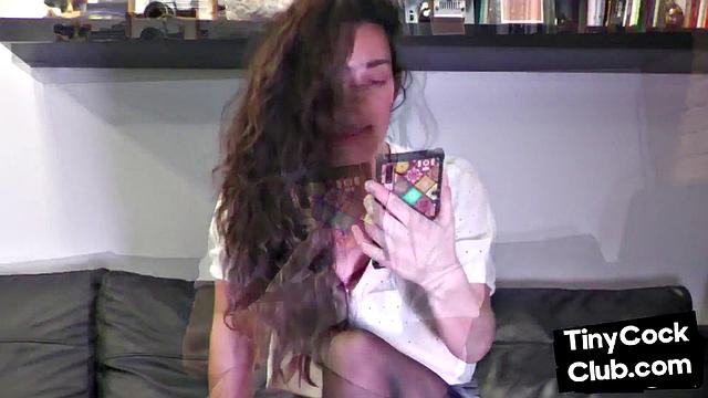 CFNM brit mocks small cock pictures from random guy