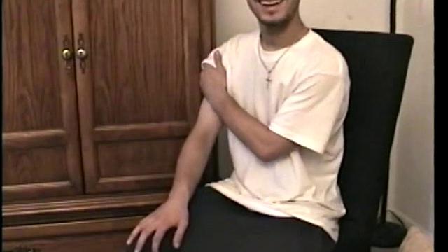 Straight Paulie Beats Off