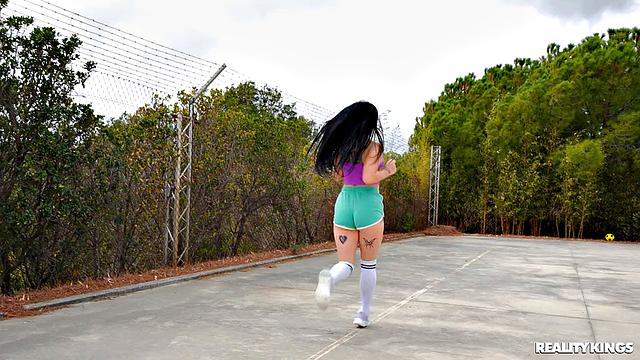 Handle My Precious Balls