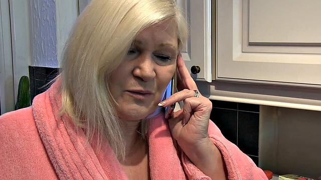 The Young LoveMoms, Hardcore, Milf