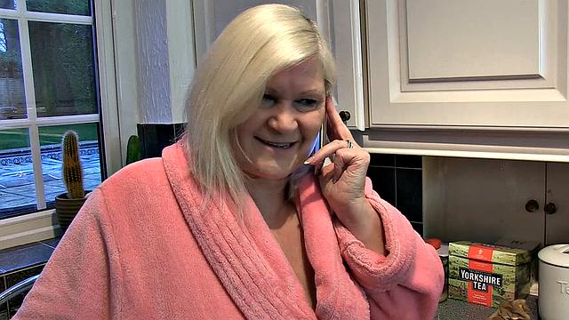 The Young LoveMoms, Hardcore, Milf