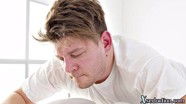 Ebony masseuse gives blowjob