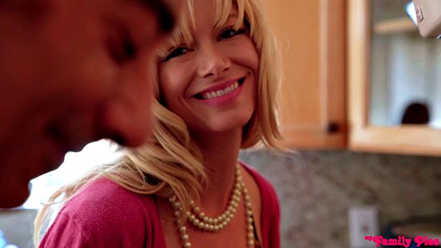 Thanksgiving For Creampies - S10:E6