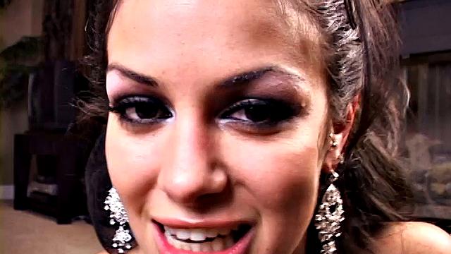 невеста устроила групповуху и ржёт над гостями