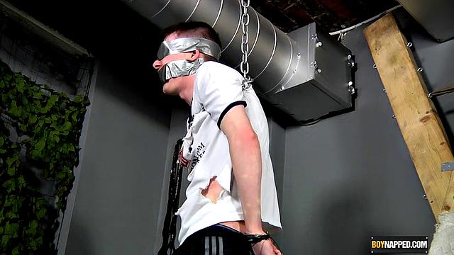 Matt Schooled In Dick Sucking - Matt Madison And Reece Bentley