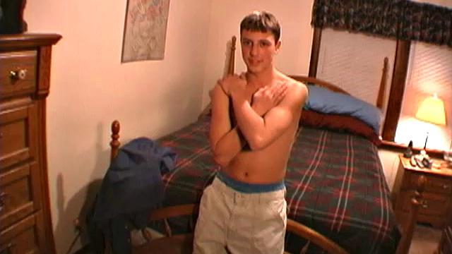 This 18 year old exhibitionist loves showing off and his twink looks make him a hot one to watch.
