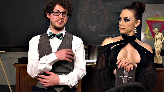 College domina pussylicked by sub while reading
