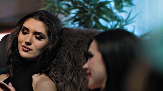 MIXEDX - Sexy Vampires Alyssa Bounty And Jadilica Have Threesome With Maid Isabella De Laa