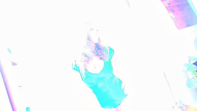 Lana Kendrick - Blue Beauty