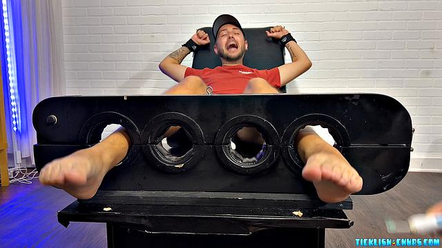 Dimitri Gets Tickled and Jerked by Matt