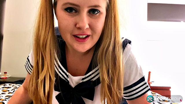 Emma Shay: Bodacious Chick-Next-Door